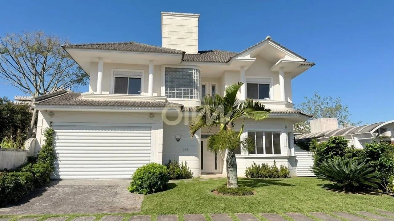 House with 3 en-suite bedrooms and private garden