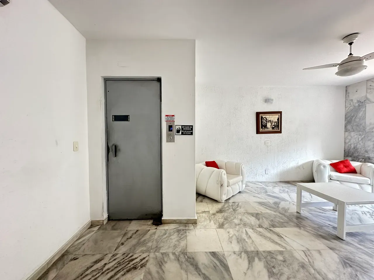 Apartment on the 4th floor with floor-to-ceiling windows — photo 31