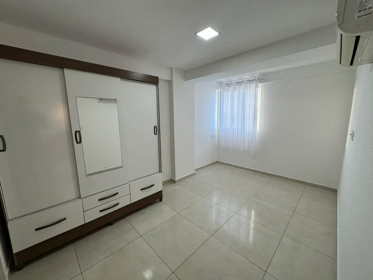 2-bedroom apartment with a washing machine — photo 15
