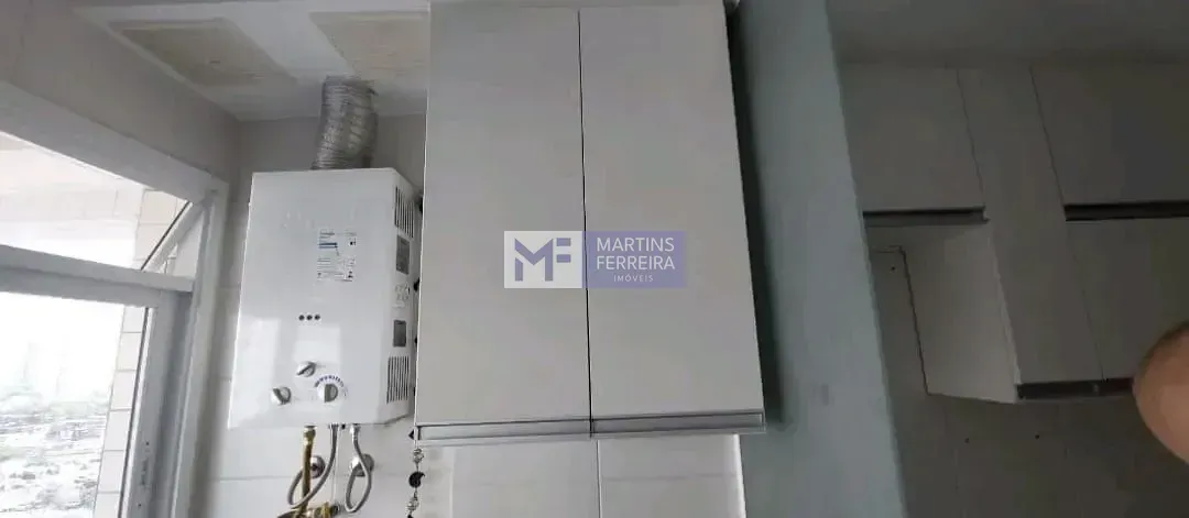 2-bedroom apartment with 2 bathrooms and a balcony — photo 5