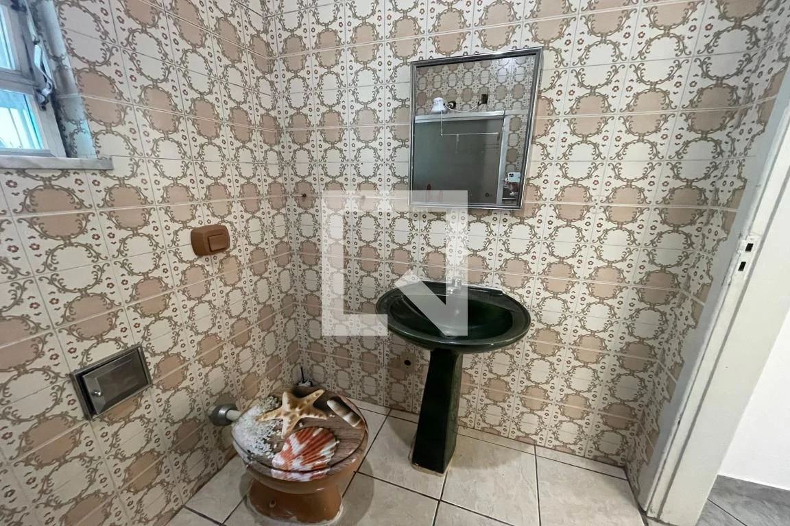 Casa para alugar com 4 quartos, varanda e quintal — photo 61