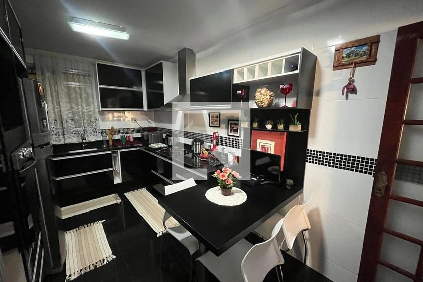 Casa mobiliada com 328 m² e 3 quartos, cozinha a gás — photo 3