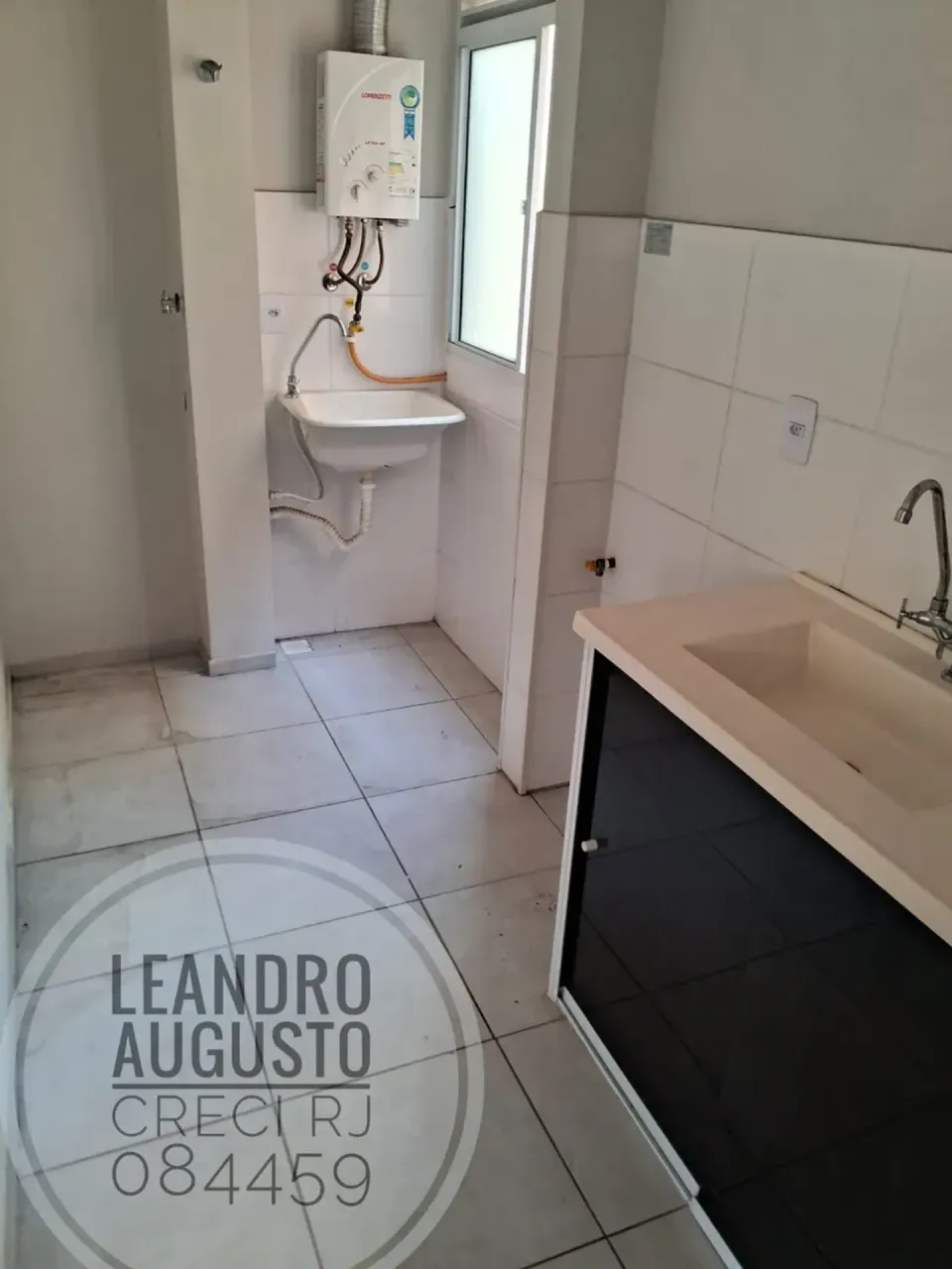 Apartamento de 2 quartos com cozinha fechada e vaga — photo 4