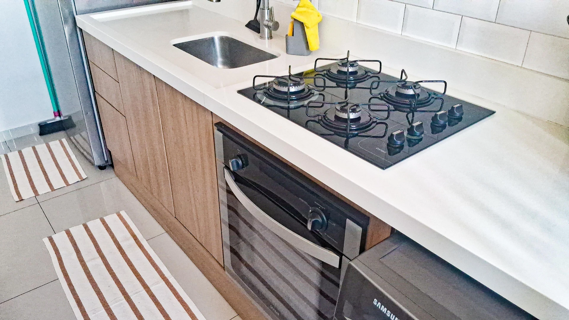 48 m² apartment with a home office and a washing machine — photo 9