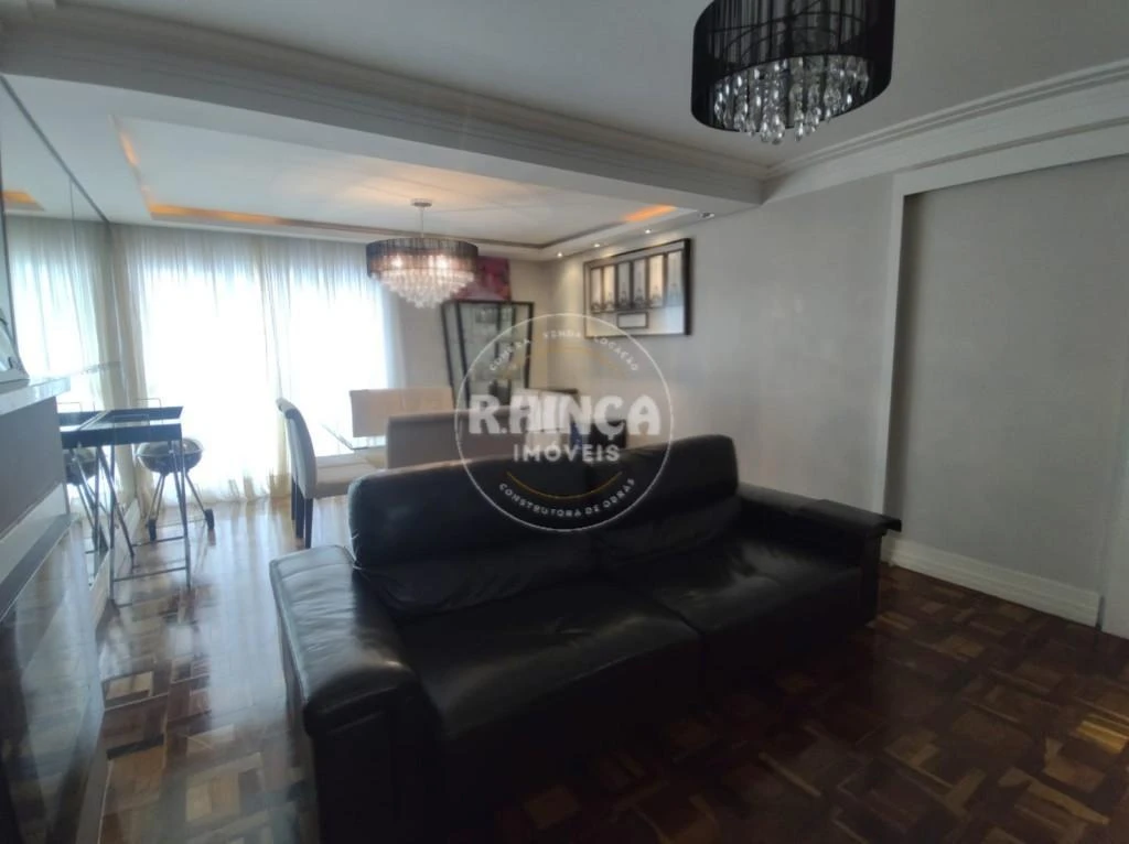 Furnished 3-bedroom apartment with en-suites