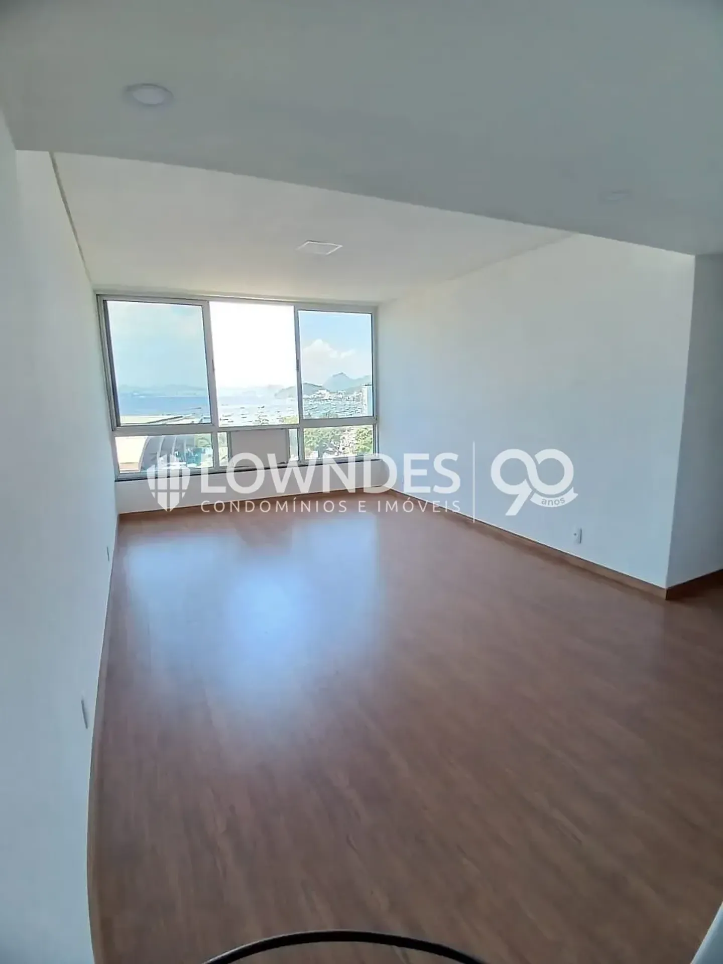 3-bedroom apartment with 1 bathroom and parking space — photo 11
