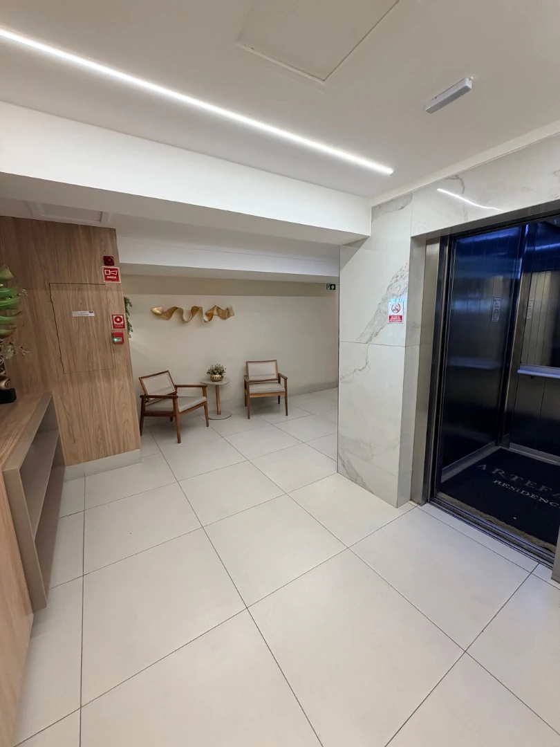 58 m² apartment with 2 bedrooms, suite and laundry area — photo 5
