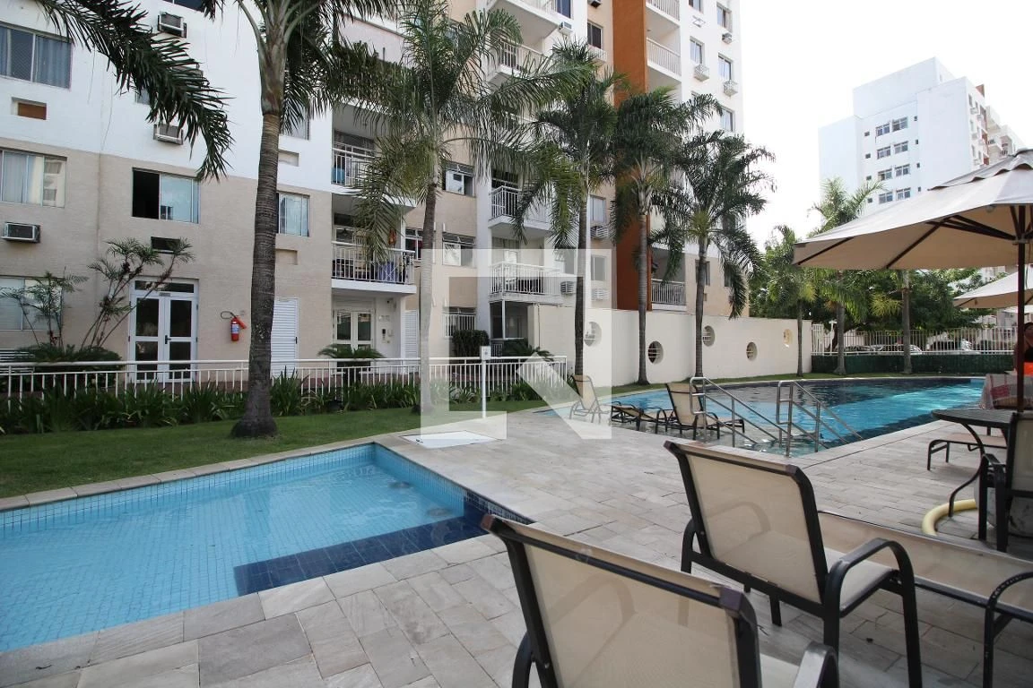 Furnished apartment with open-plan kitchen and 2 bedrooms — photo 14