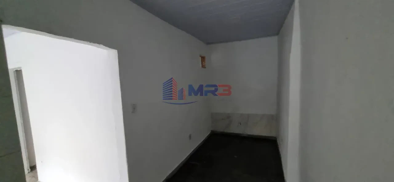 House with 1 bedroom and 1 bathroom, no parking — photo 10