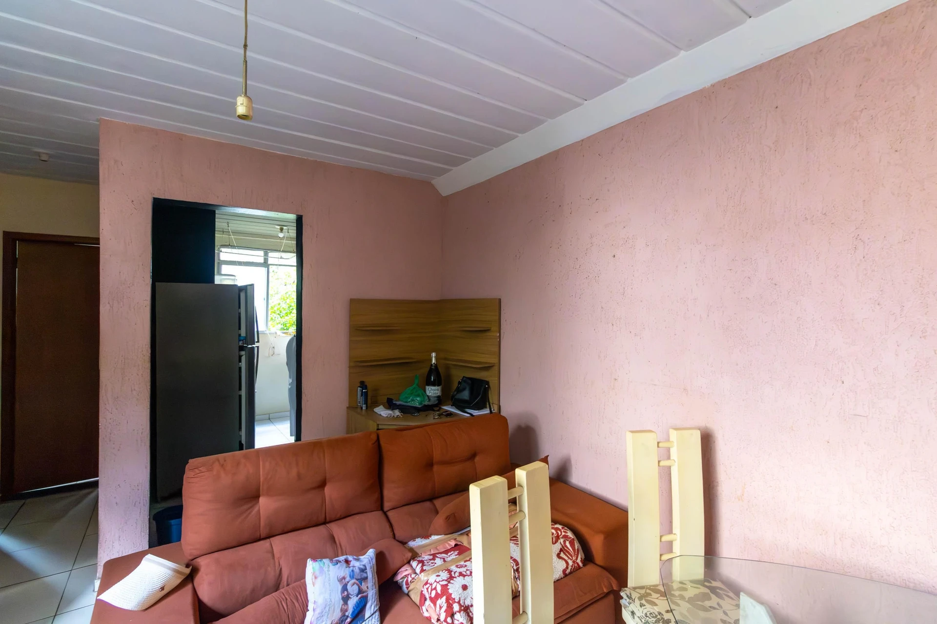 2-bedroom apartment in a building with a gym — photo 15