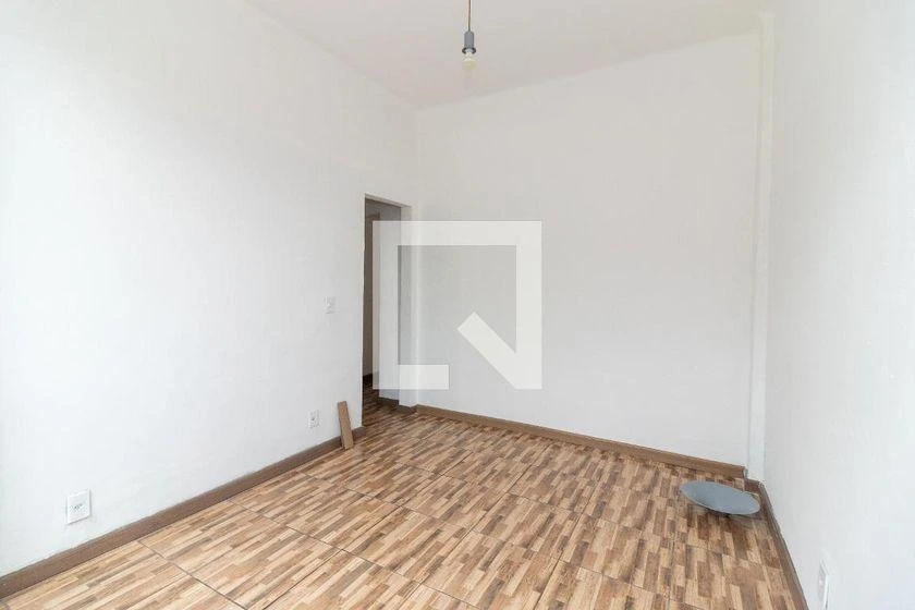 2-bedroom 47 m² apartment with a glass shower box — photo 15