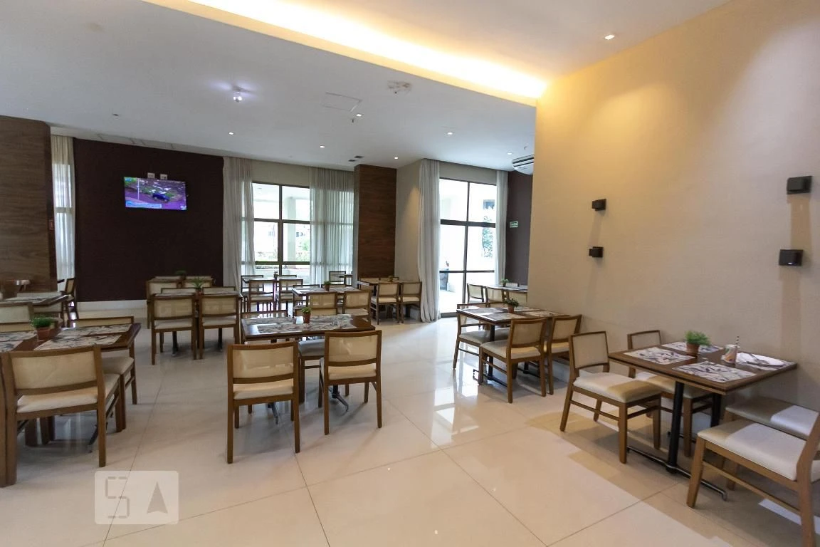 Furnished 1-bedroom apartment with private garden — photo 12