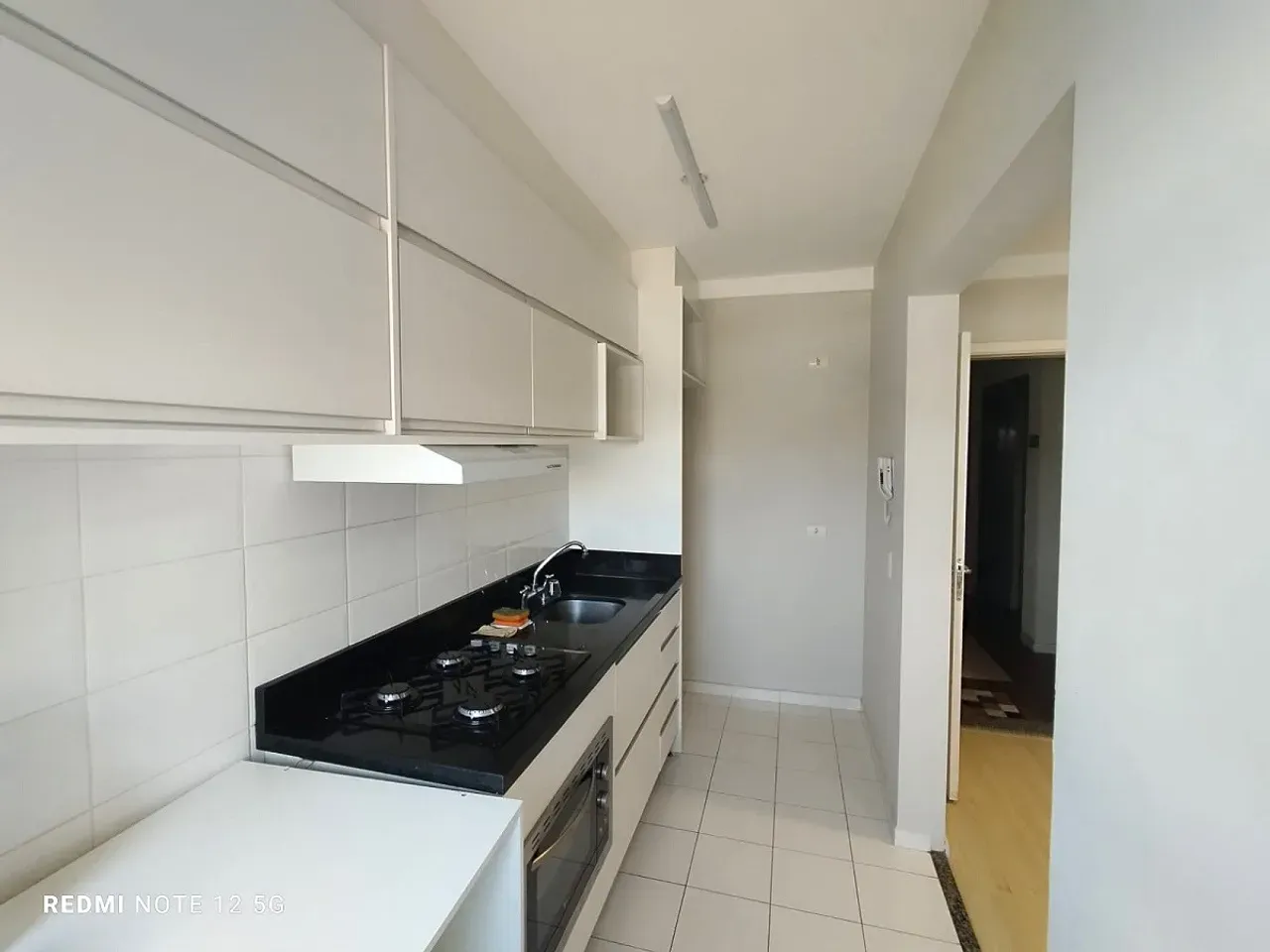 88 m² apartment with 2 bedrooms and 1 parking spot — photo 21