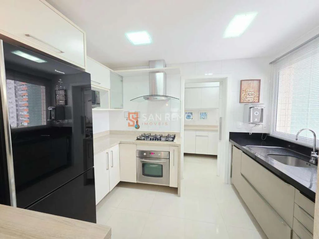 Apartamento de 2 dormitorios con balcón y parrilla — photo 2