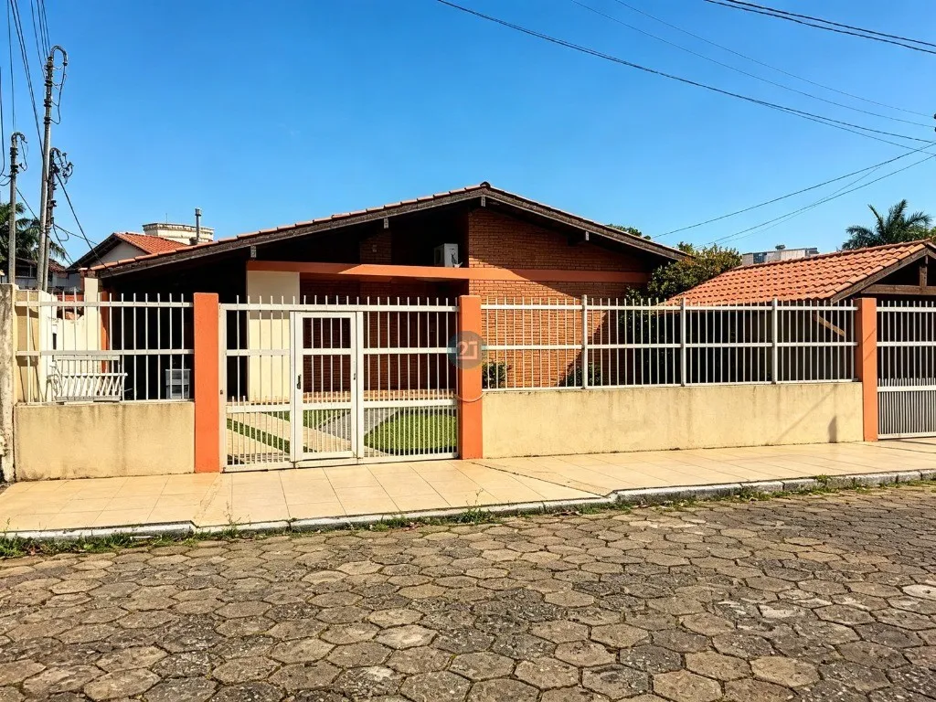 Casa con 3 dormitorios y jardín en el exterior — photo 19