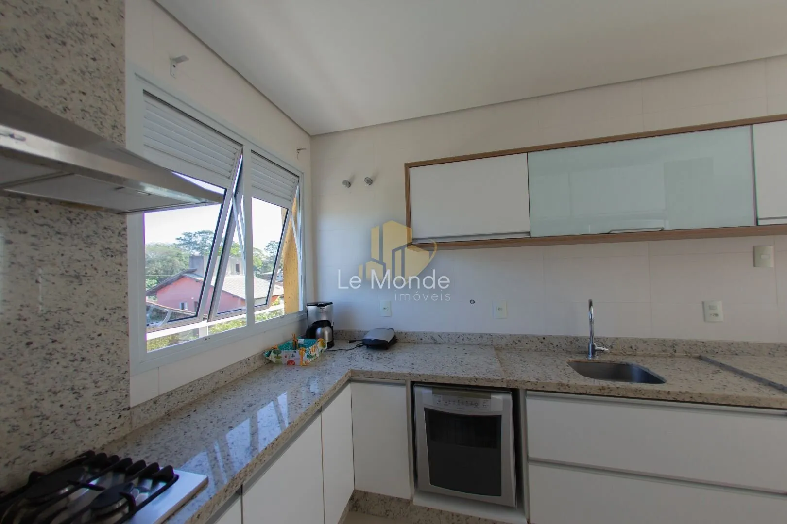 Apartamento amueblado con 4 dormitorios y 382 m² — photo 7