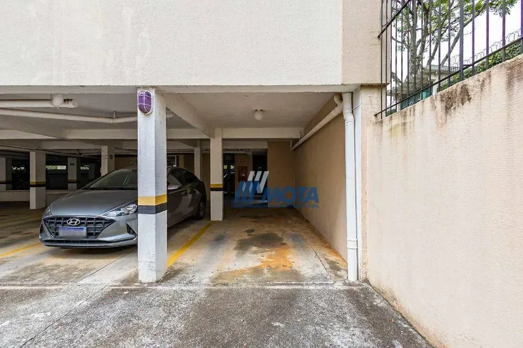 2-bedroom apartment with tile flooring — photo 31