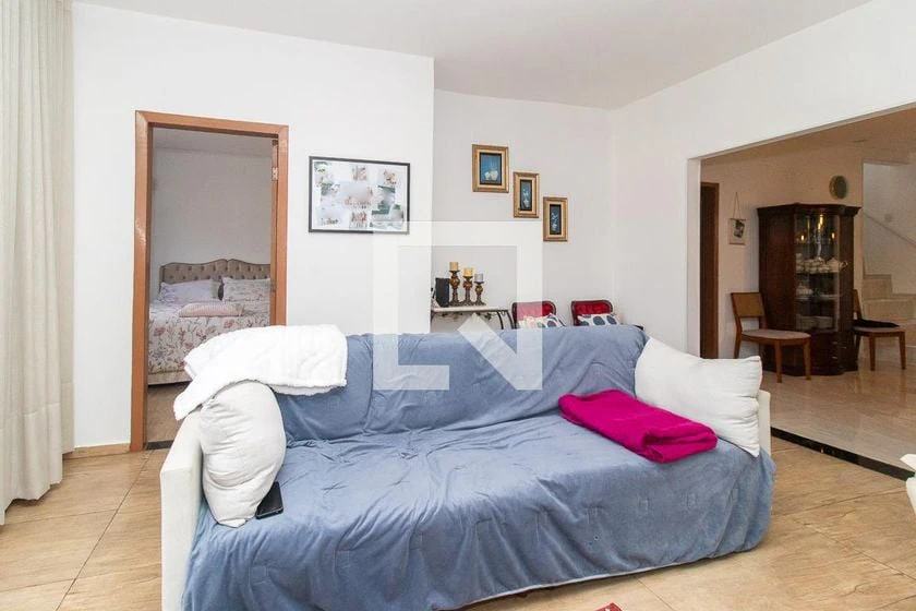 4-bedroom house with a home office in Curitiba — photo 46