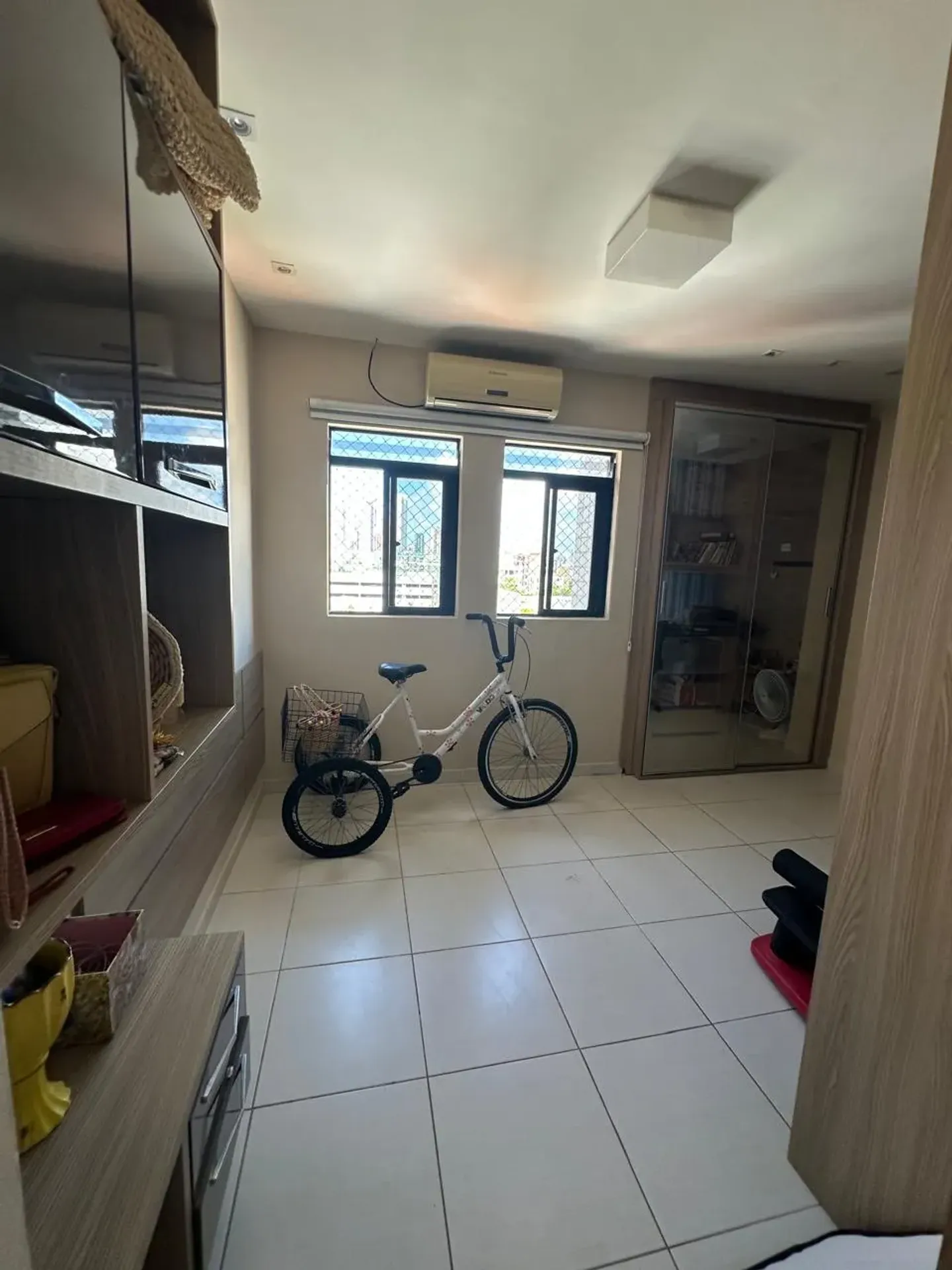 Washing machine in a 3-bedroom apartment, 110 m² — photo 16