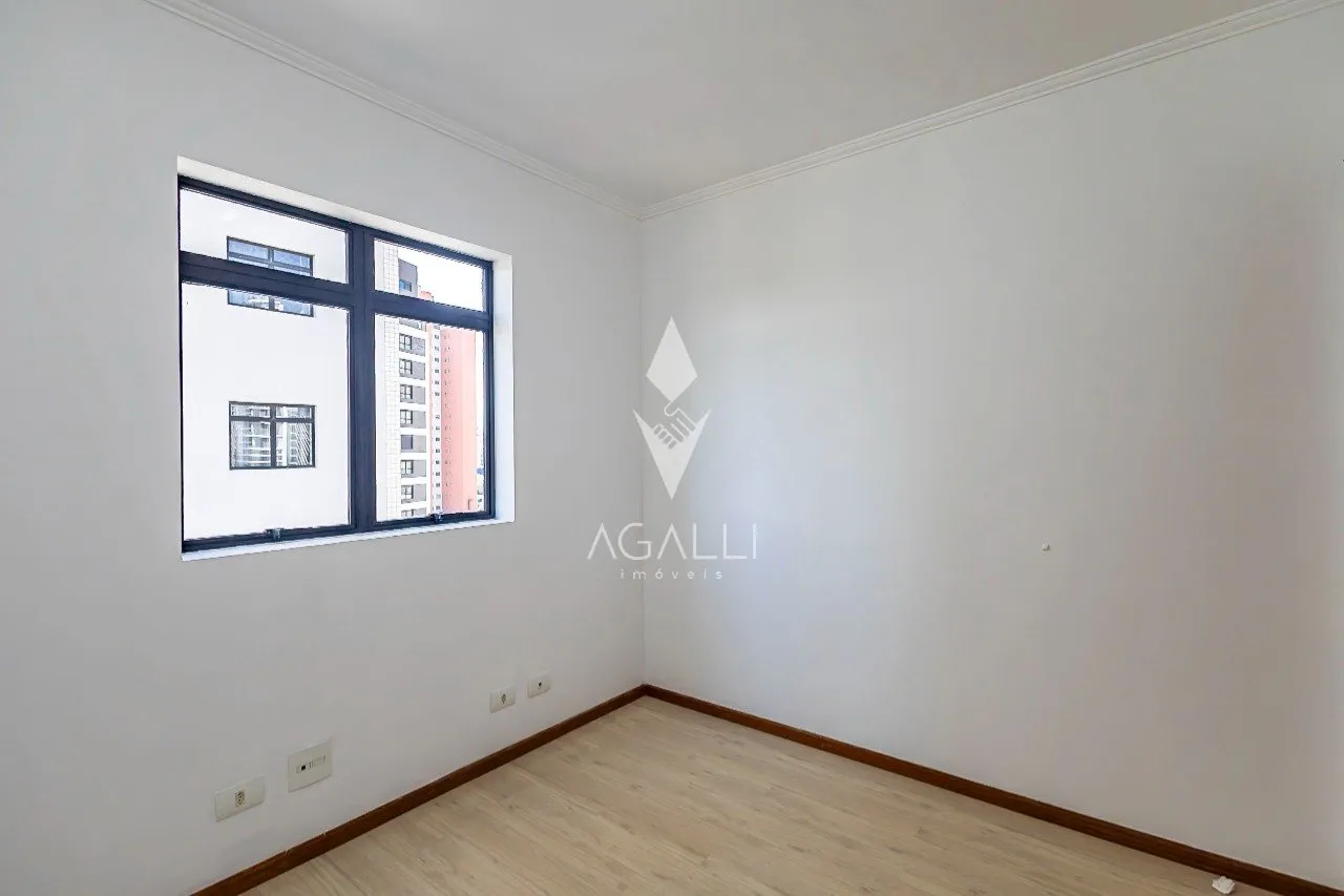Apartment, 112 m², with a glass-enclosed balcony — photo 42