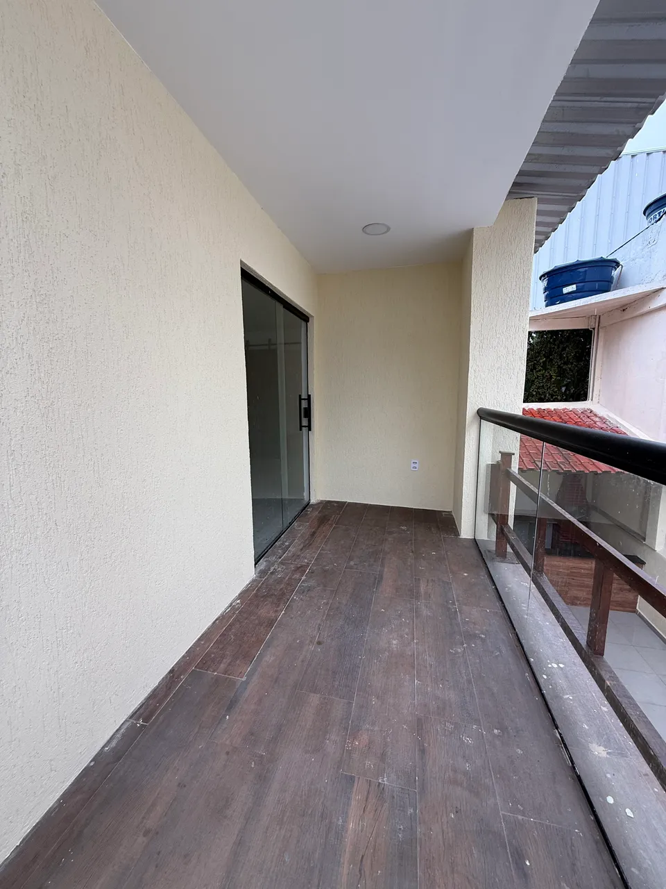 Unfurnished house with integrated kitchen, 2 beds
