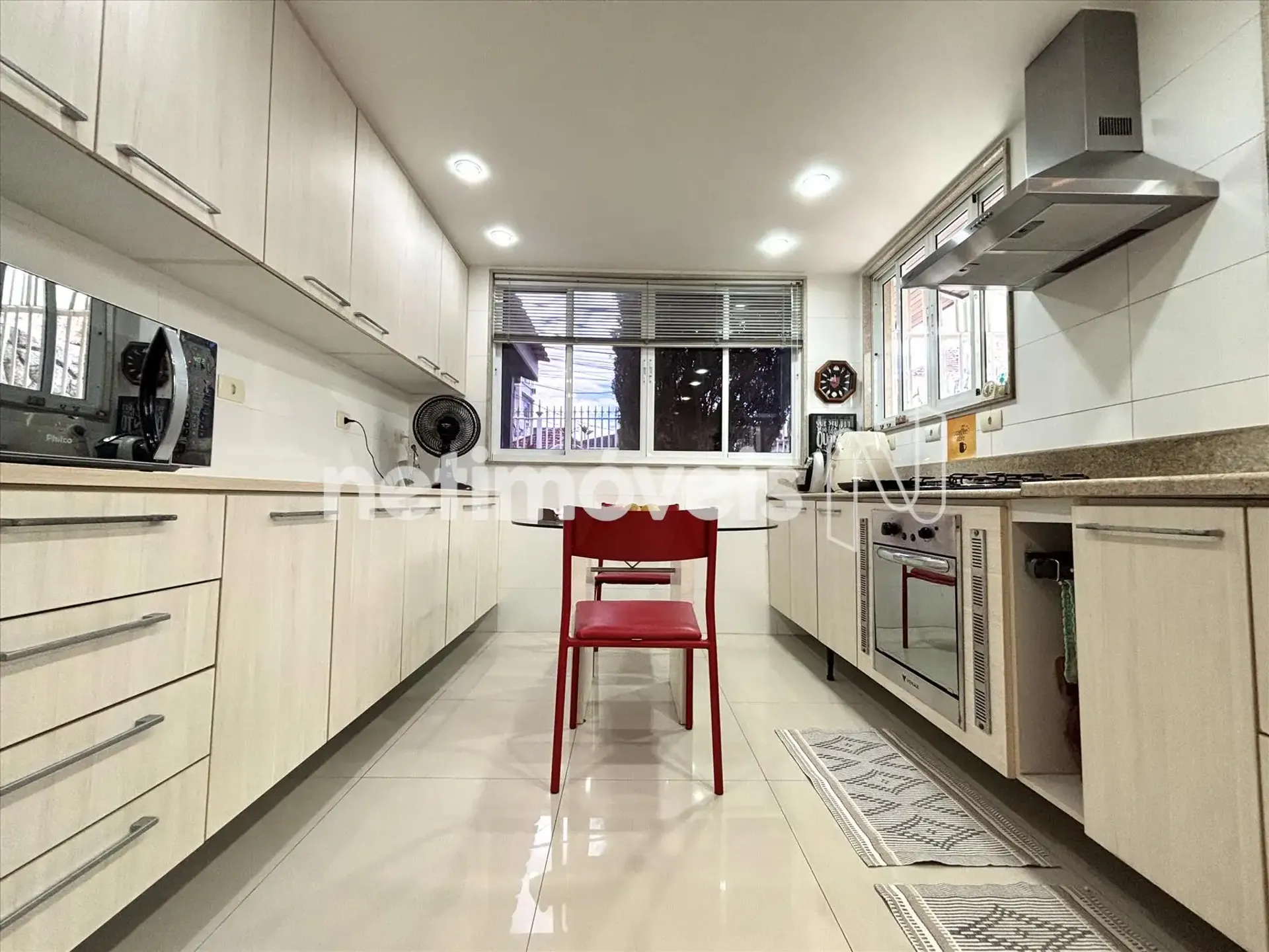 Unfurnished house with 3 bedrooms and a balcony — photo 40