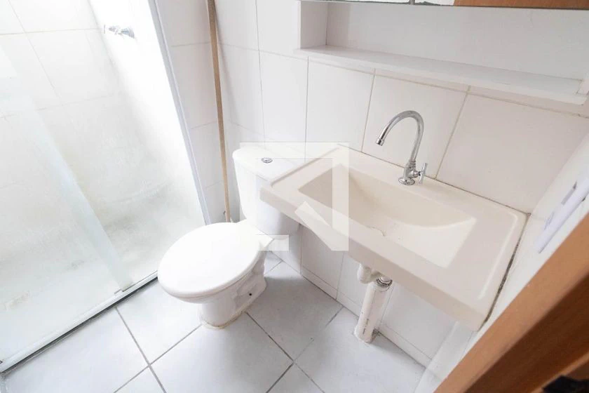 2-bedroom rental apartment with a separate closed kitchen — photo 9