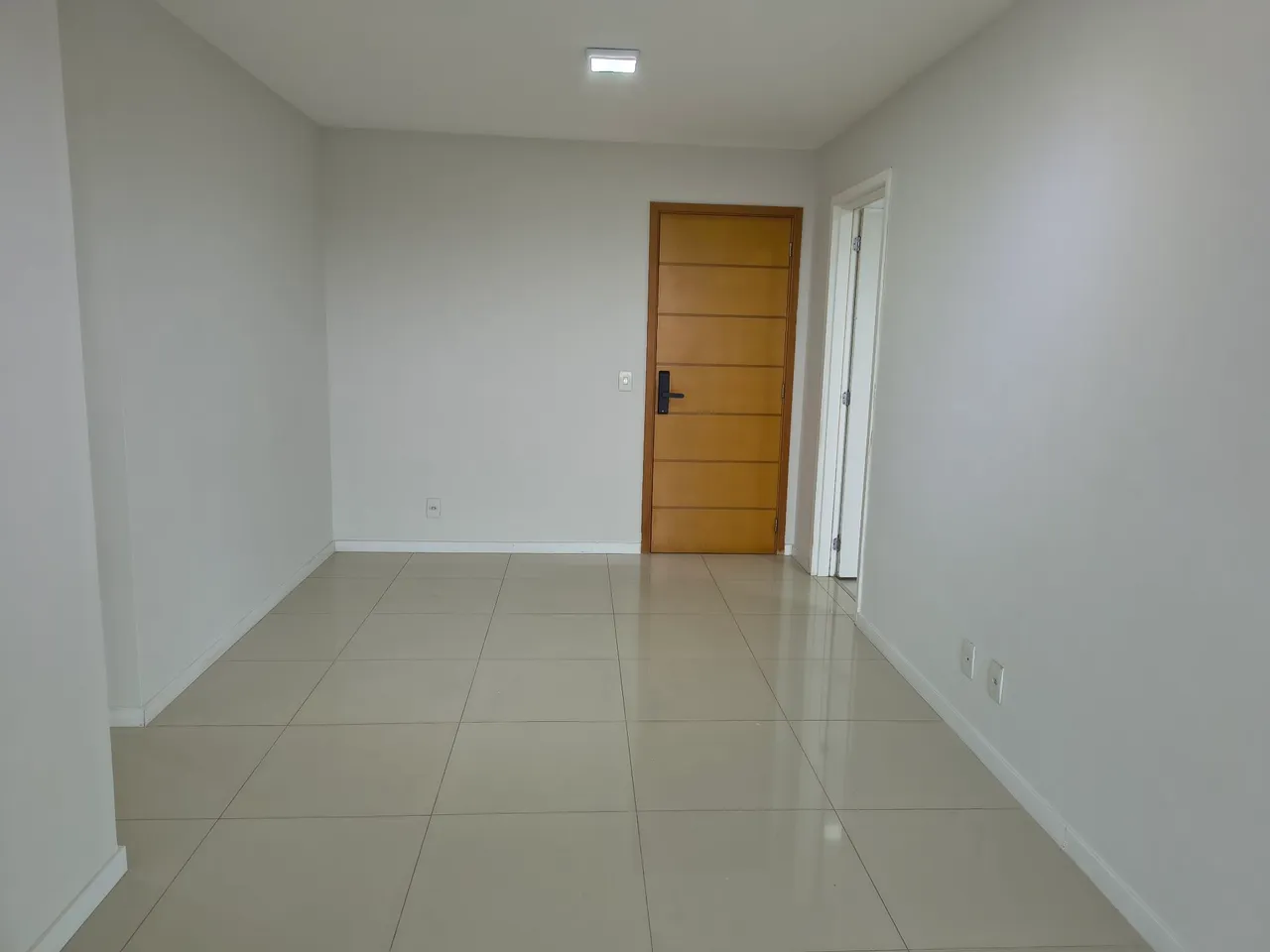 2-bedroom apartment with a mountain view in Rio de Janeiro — photo 14