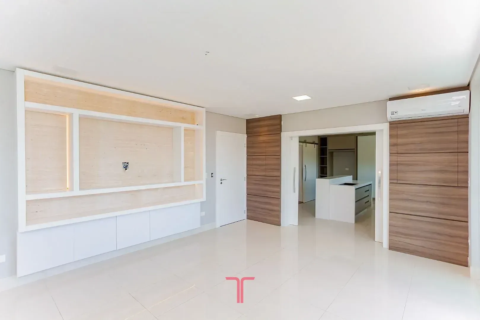 Дом 550 м² с 5 спальнями и приватным садом — photo 51