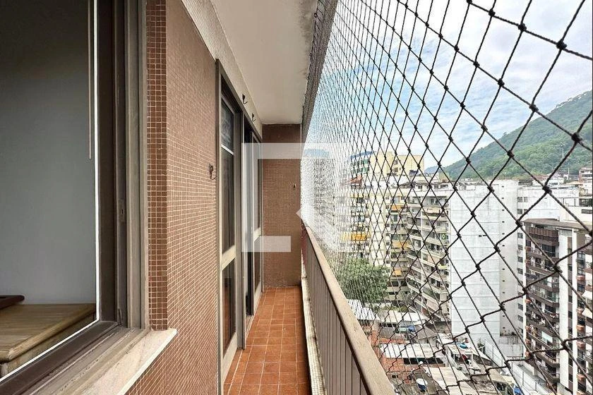 Mountain view in a one-bedroom apartment, 58 m² — photo 5