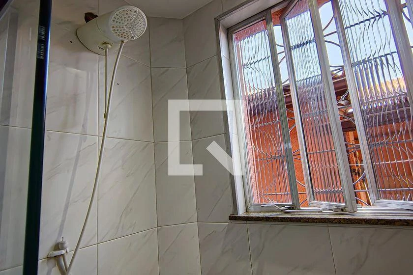 Casa de 420 m² com 4 quartos, 3 vagas e quintal — photo 33