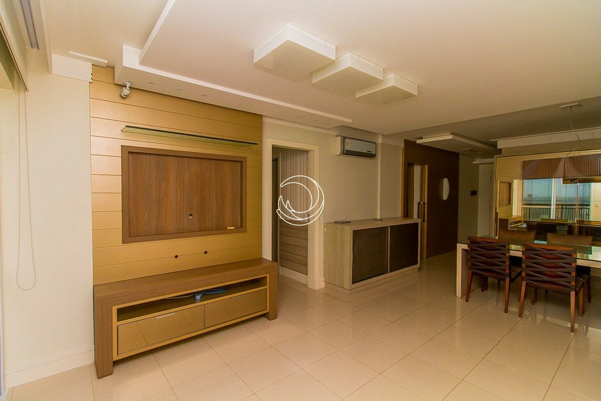 Apartment, 114 m², with a grill on the balcony — photo 12