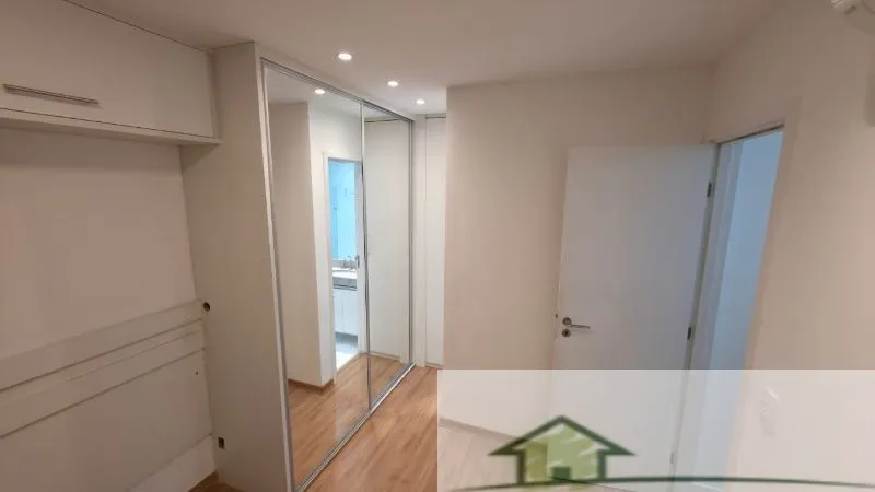 Apartment, 78 m², with a glass-enclosed balcony — photo 17