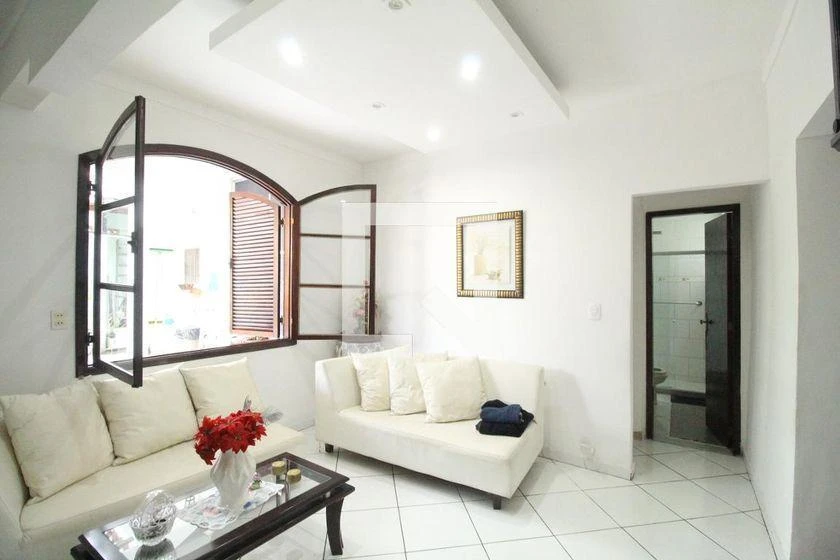 Rental house with 6 bedrooms and 3 en-suite, 599 m² — photo 17