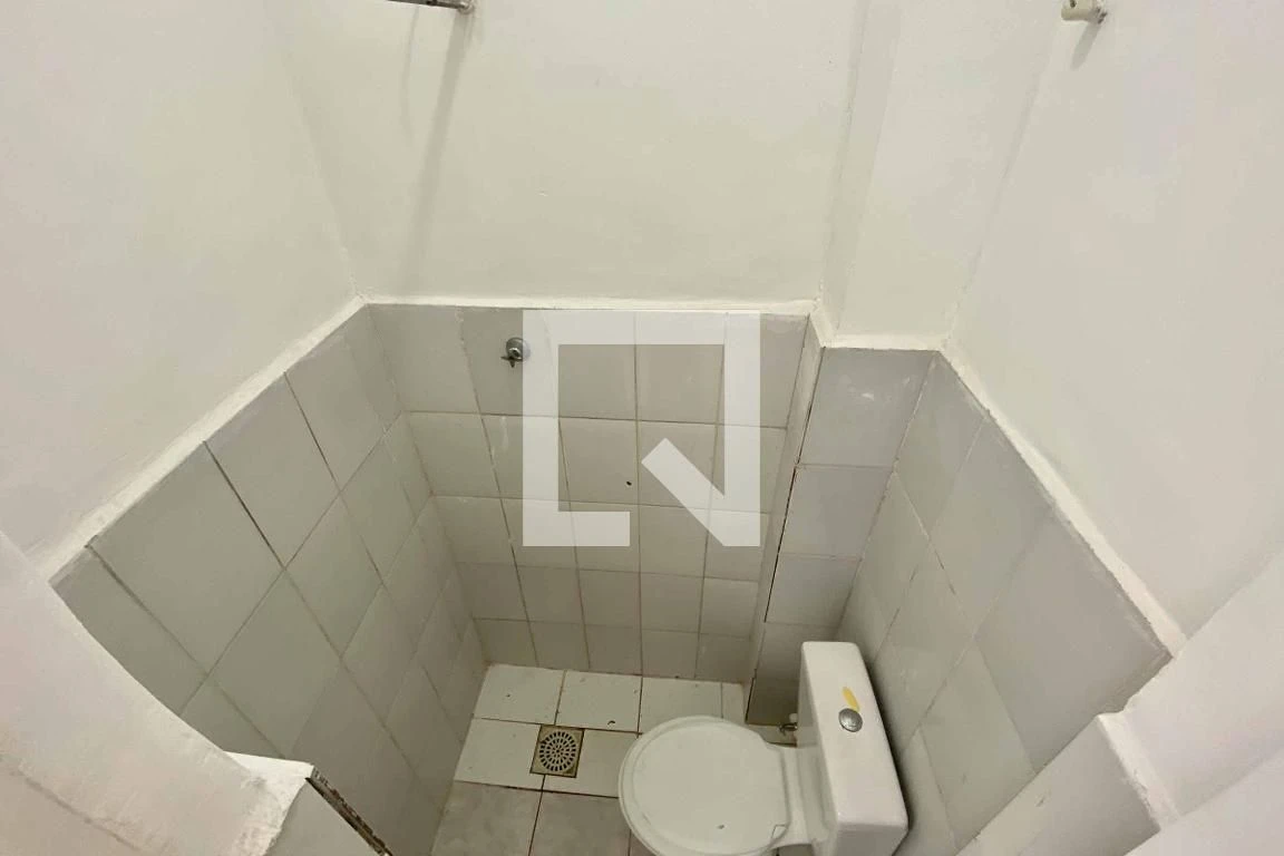 Rental apartment with 3 bedrooms and a private garden — photo 14