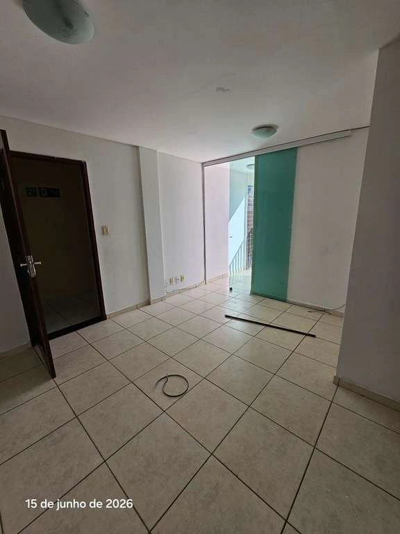 Квартира з 2 спальнями, 1 ванною та 51 м²