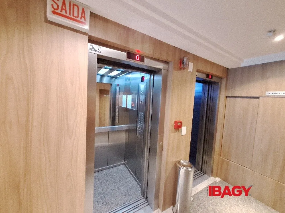 Apartamento de 4 dormitorios con 135 m² y 1 suite — photo 31