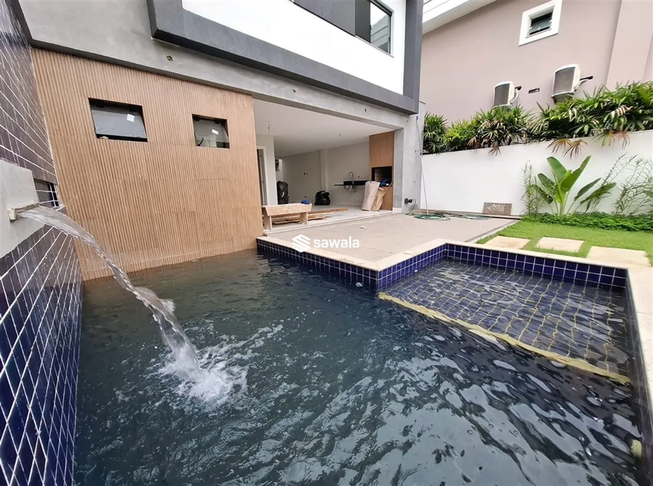 Triplex house 450 m² with 5 bedrooms and 5 bathrooms — photo 10