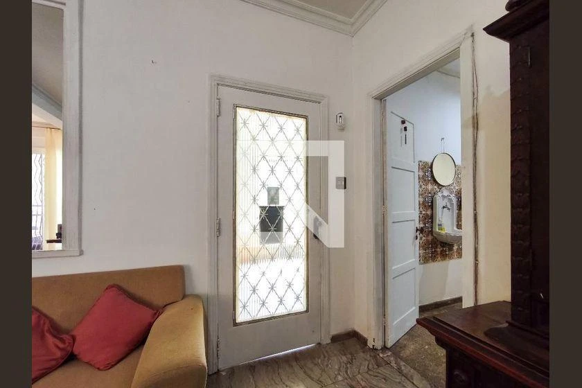 500 m² rental house with 4 bedrooms and 2 bathrooms — photo 39