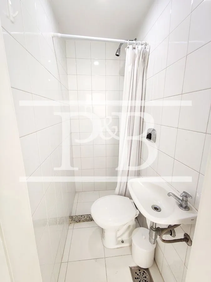 Rental apartment with 4 bedrooms and 4 bathrooms — photo 32