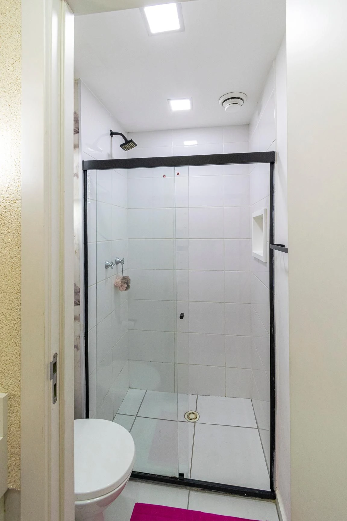 Furnished apartment, 35 m², with a washing machine — photo 9