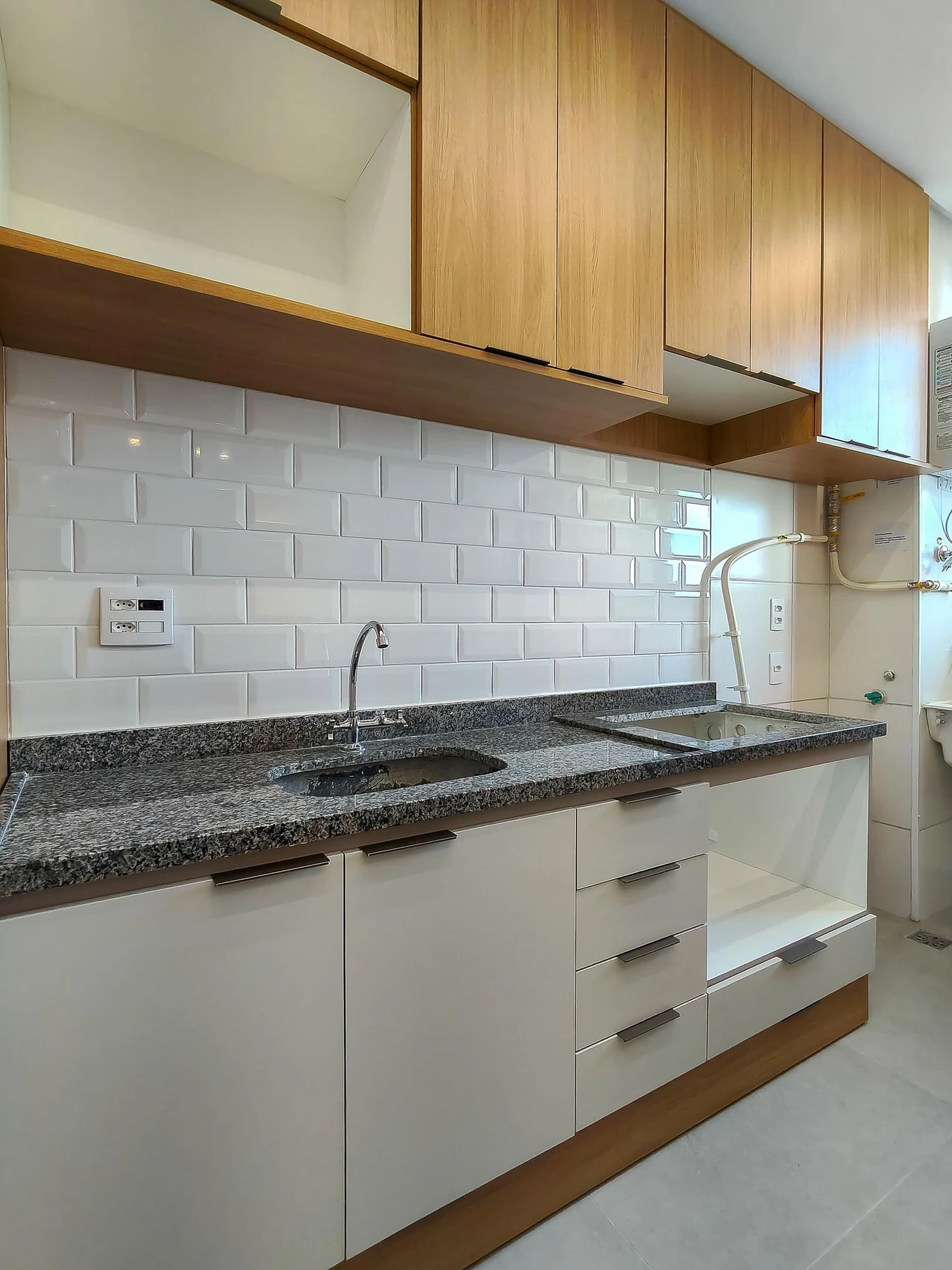 2-bedroom apartment in a building with a sauna — photo 32