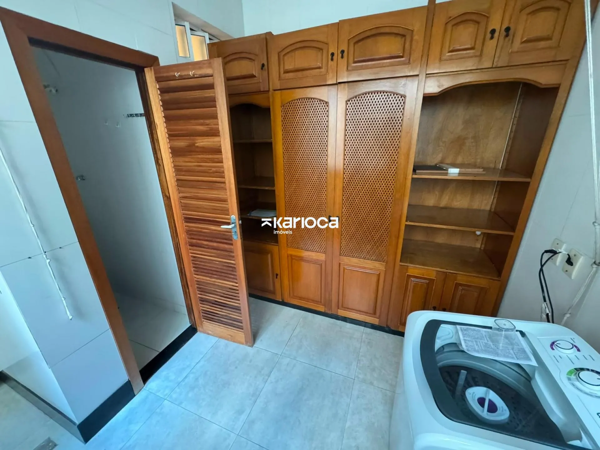 3-bedroom apartment with a washing machine — photo 21