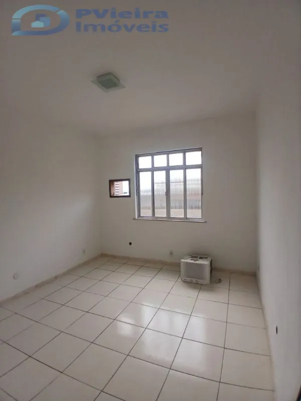 2-bedroom apartment with a mountain view — photo 3