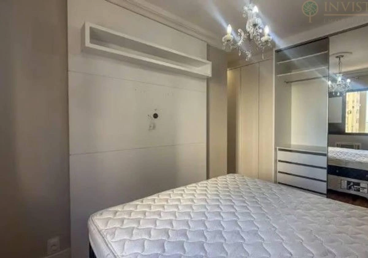 Furnished apartment, 107 m², with a glass-enclosed balcony — photo 20