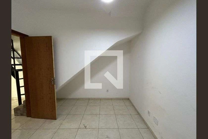 Rental house with 3 bedrooms and 120 m², 1 parking spot