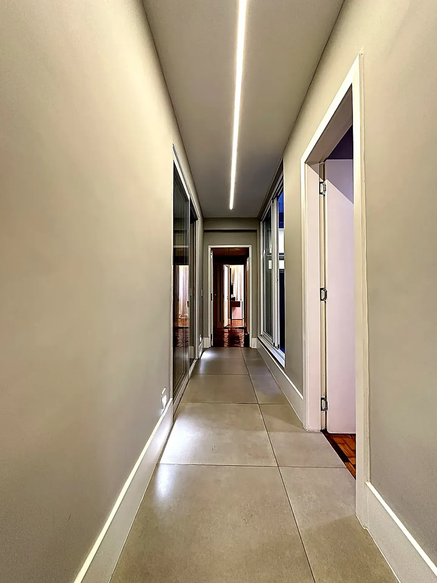 Apartamento mobiliado com 3 quartos e 3 banheiros — photo 36