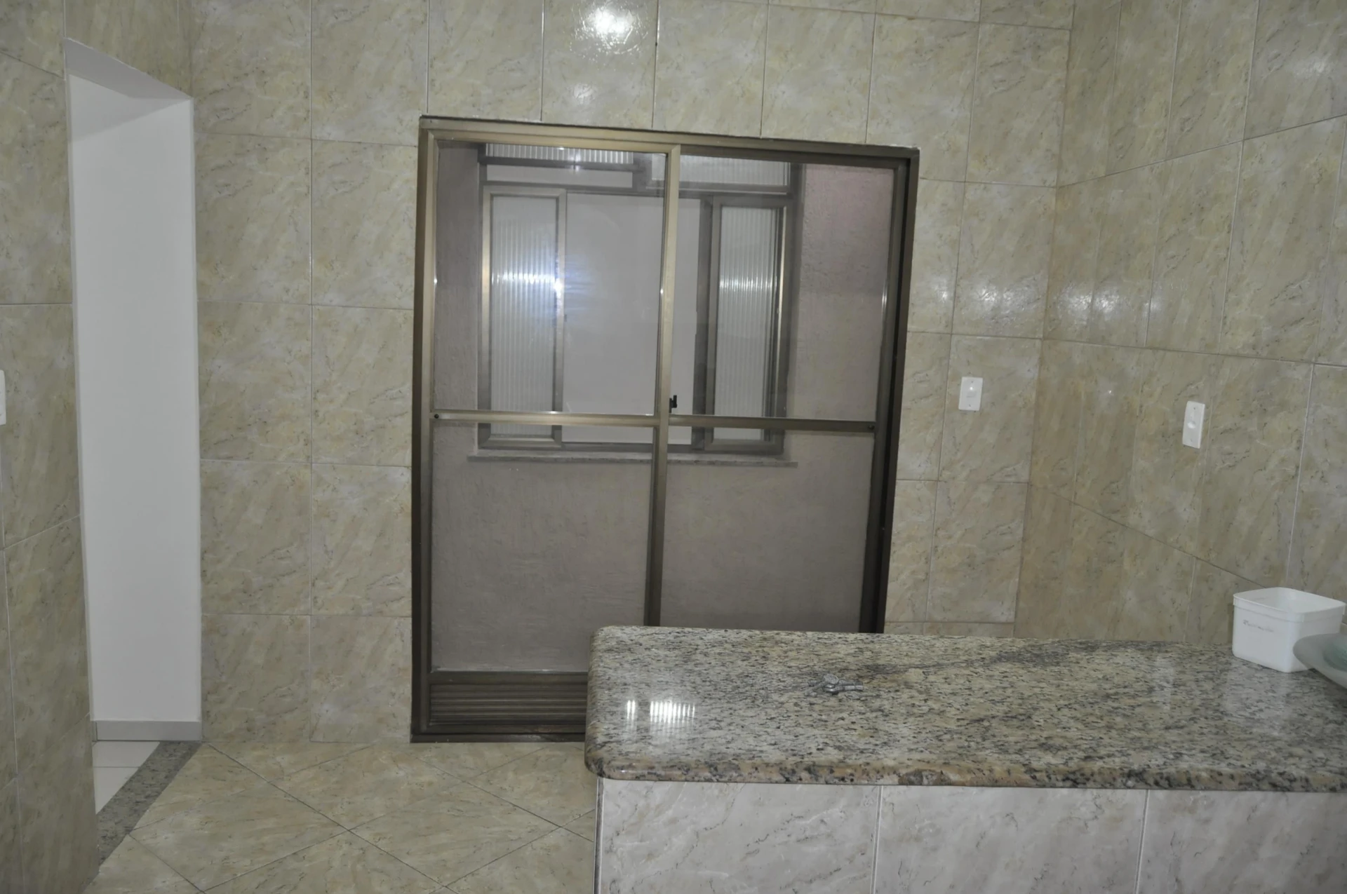 Condo house with 3 bedrooms and a suite — photo 21