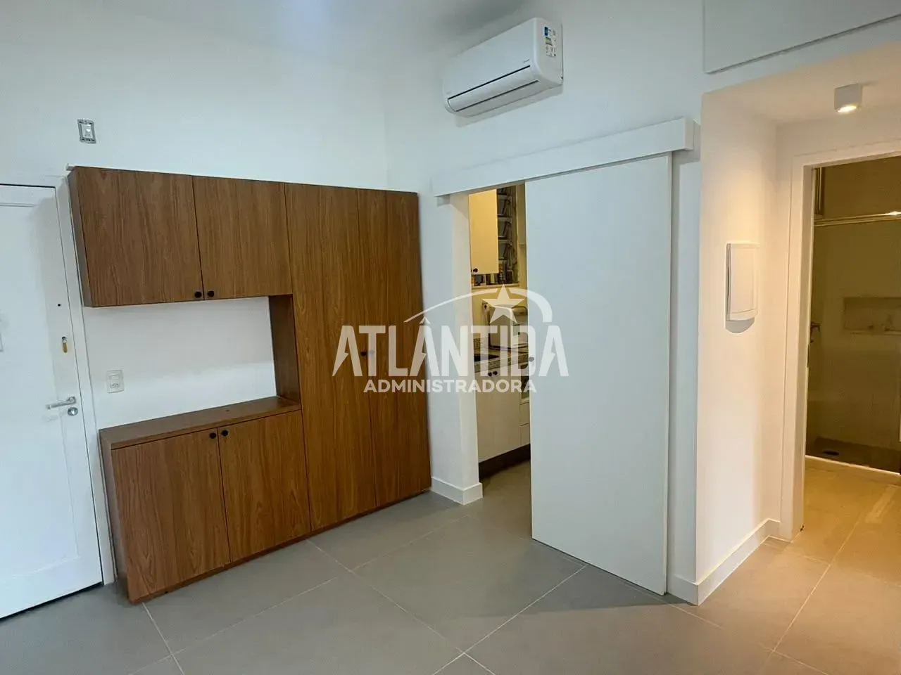 Washing machine in a one-bedroom apartment, 40 m² — photo 14