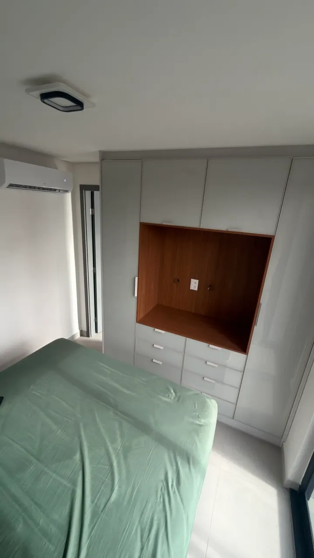 72 m² apartment with 2 bedrooms and a glassed-in balcony